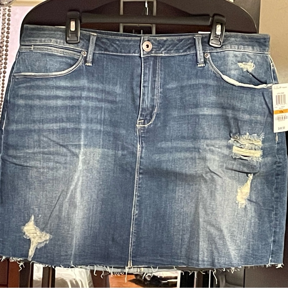 denim skirt